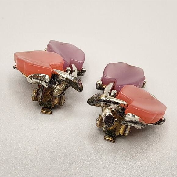 1950s Moonglow Clip-On Earrings Pink & Lavender Thermoset Leaves - Picture 2 of 8